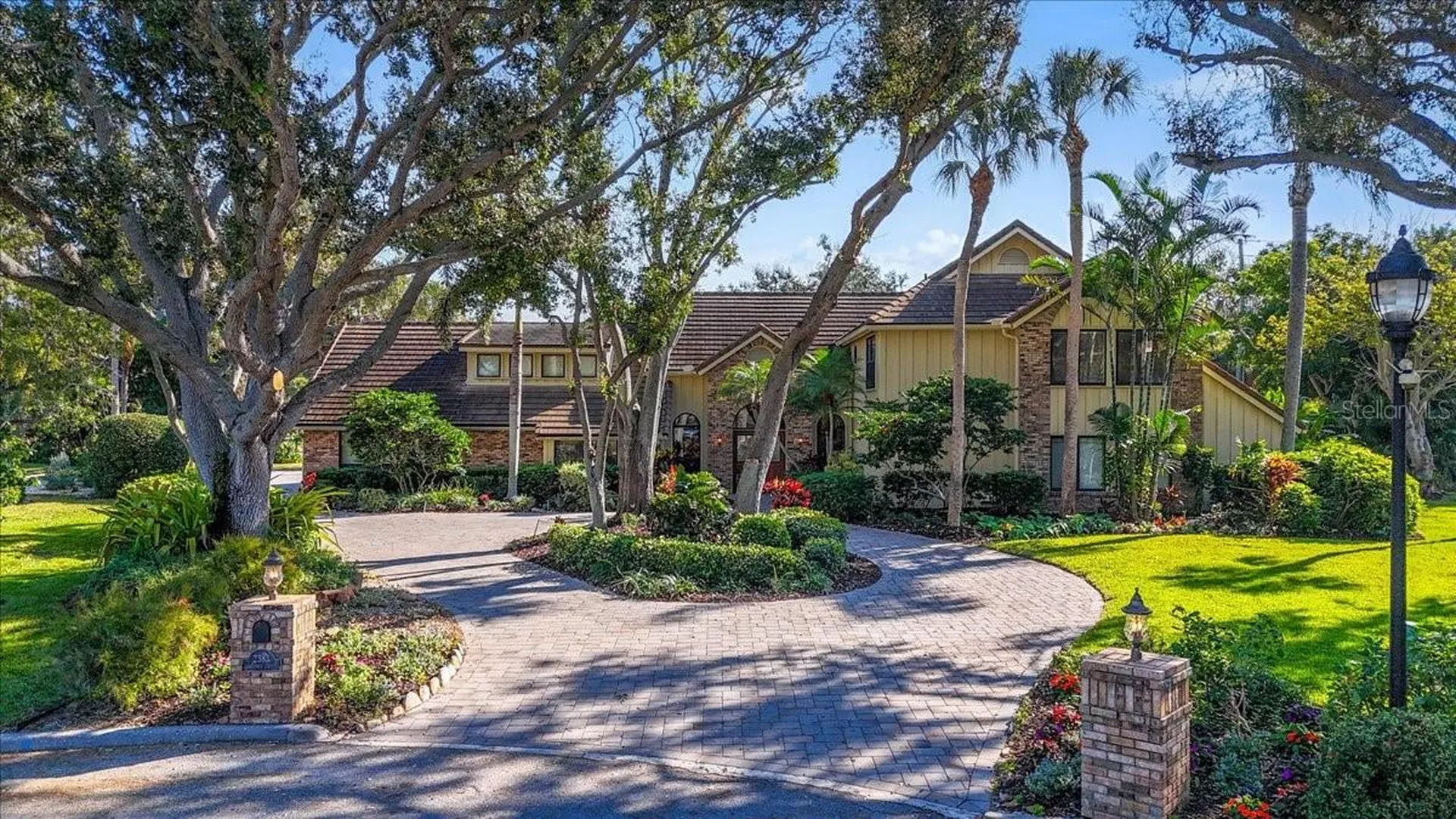 2383 Landings Circle Bradenton FL 34209