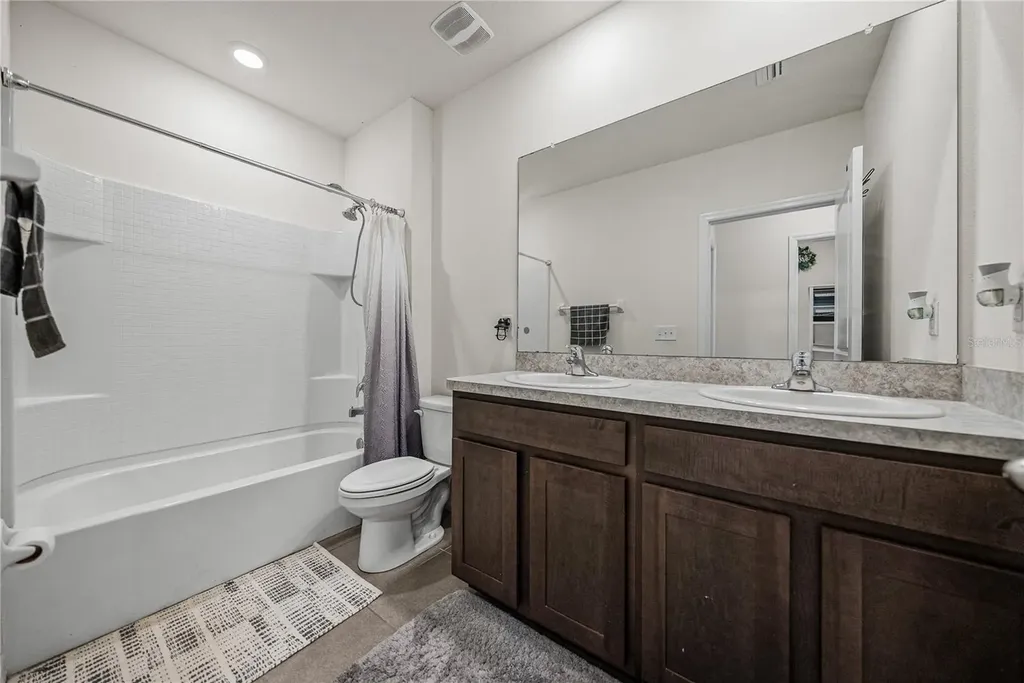 10951 Penny Gale Loop San Antonio FL 33576