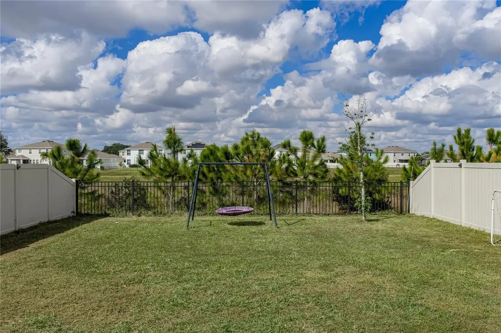 10951 Penny Gale Loop San Antonio FL 33576