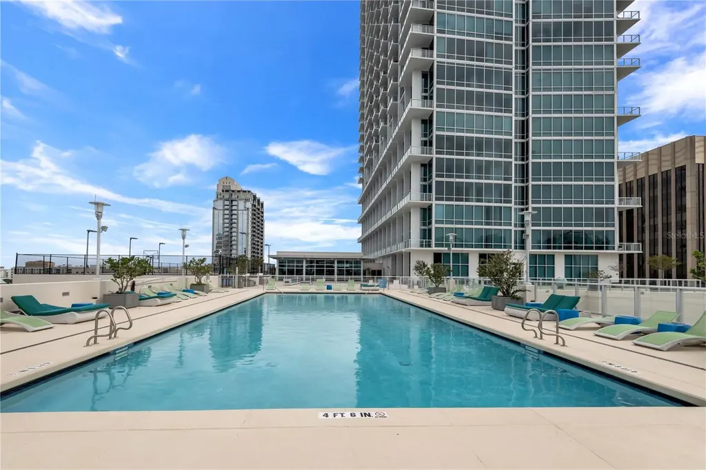 150 E Robinson Street Orlando FL 32801