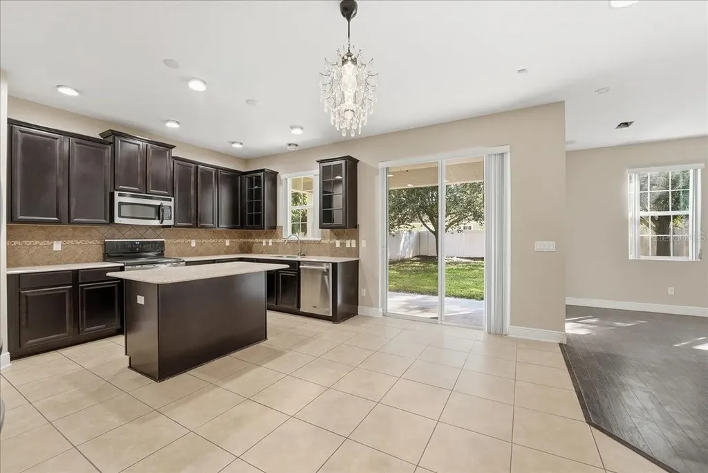 8068 Edgewood Forest Drive Orlando FL 32827