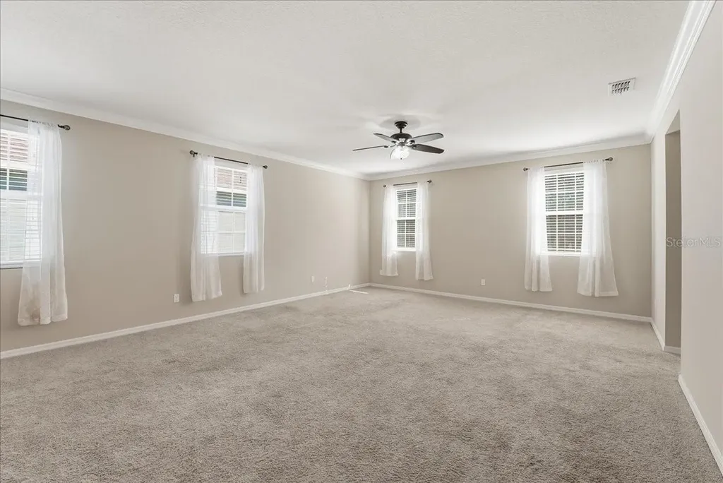 8068 Edgewood Forest Drive Orlando FL 32827
