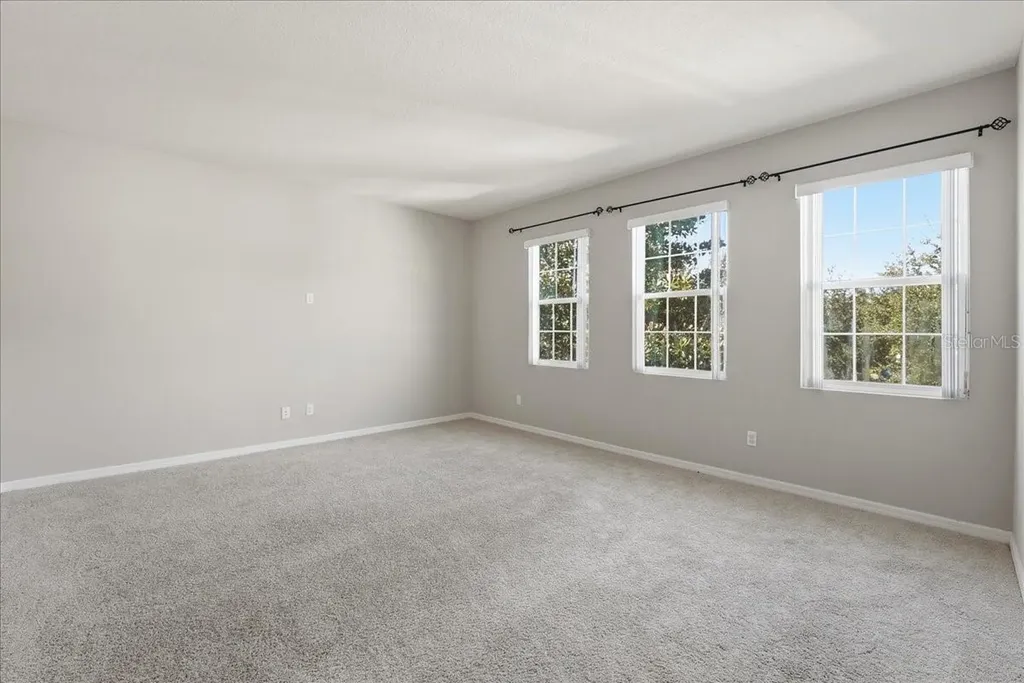 8068 Edgewood Forest Drive Orlando FL 32827