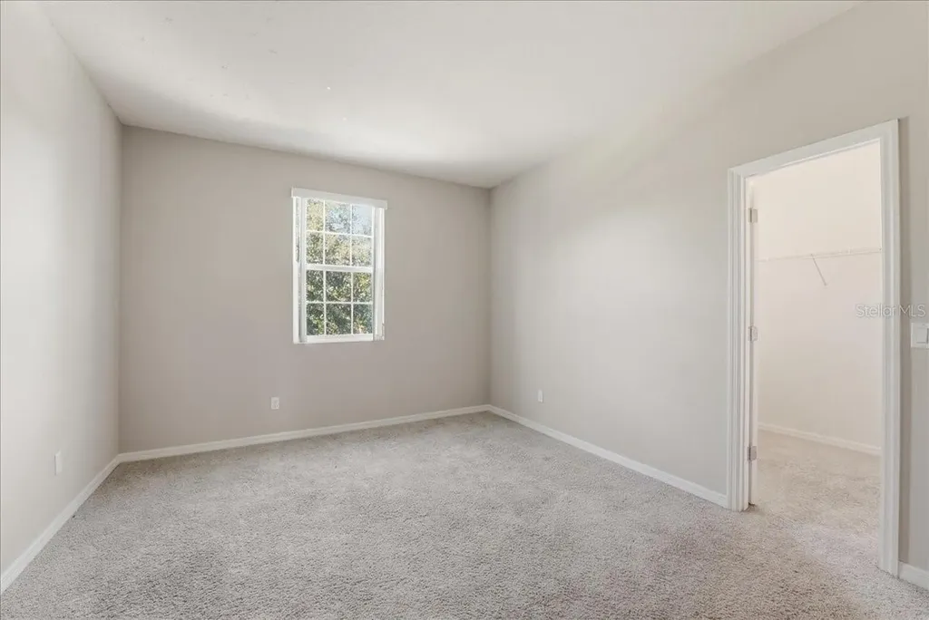 8068 Edgewood Forest Drive Orlando FL 32827