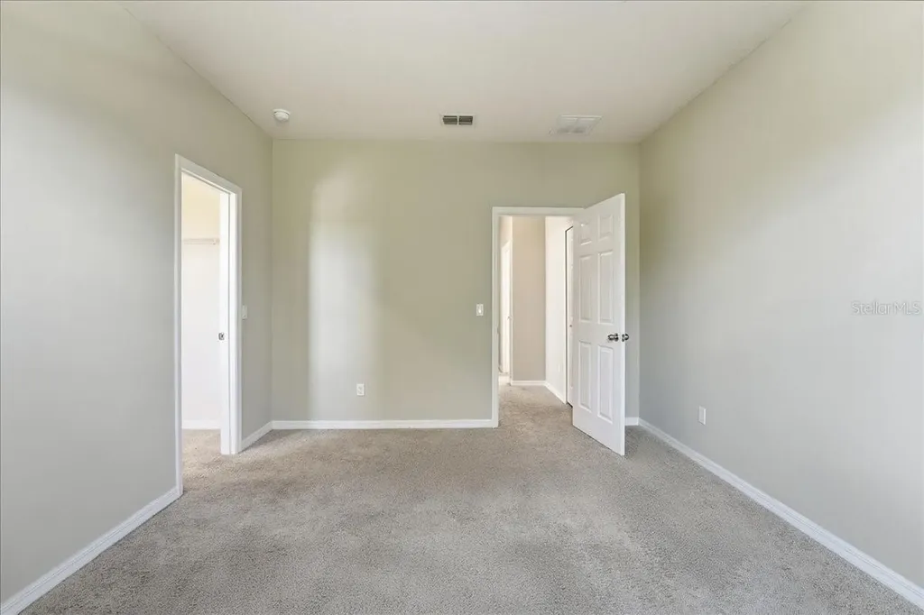 8068 Edgewood Forest Drive Orlando FL 32827