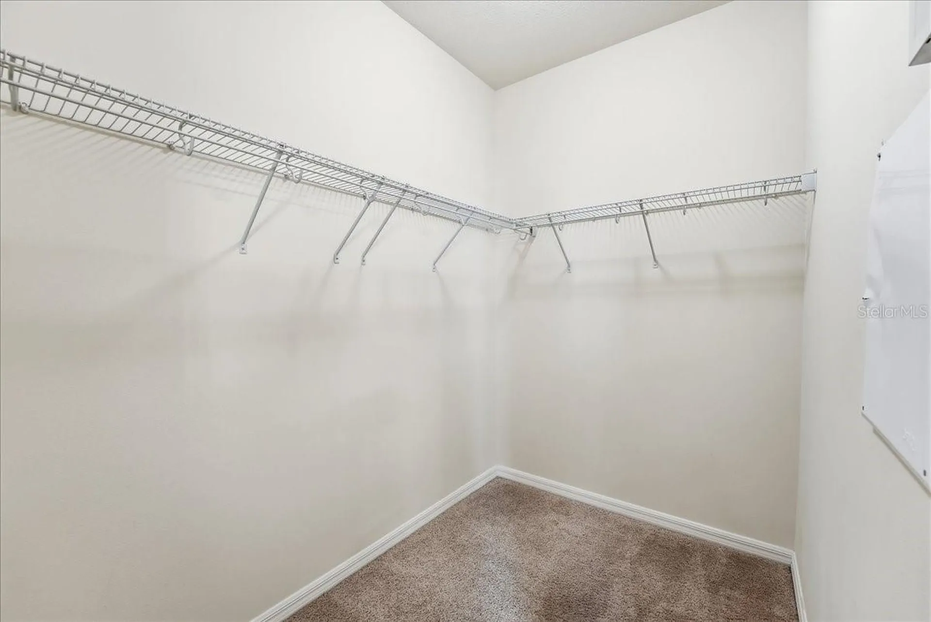 8068 Edgewood Forest Drive Orlando FL 32827