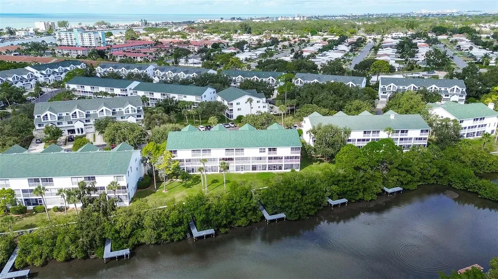 14859 Seminole Trail Seminole FL 33776