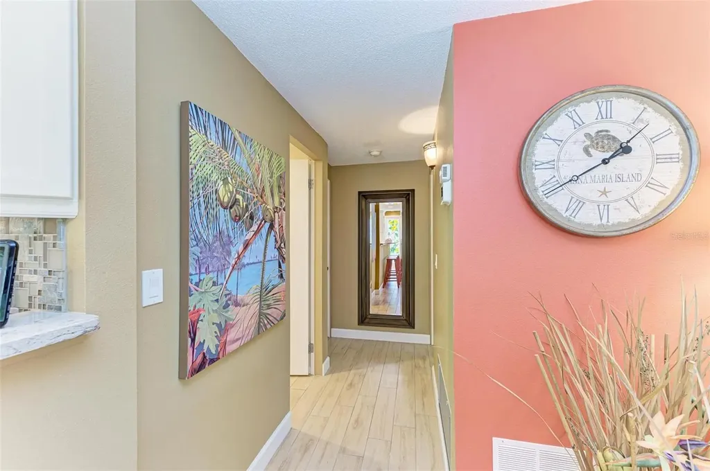 136 Crescent Drive Anna Maria FL 34216