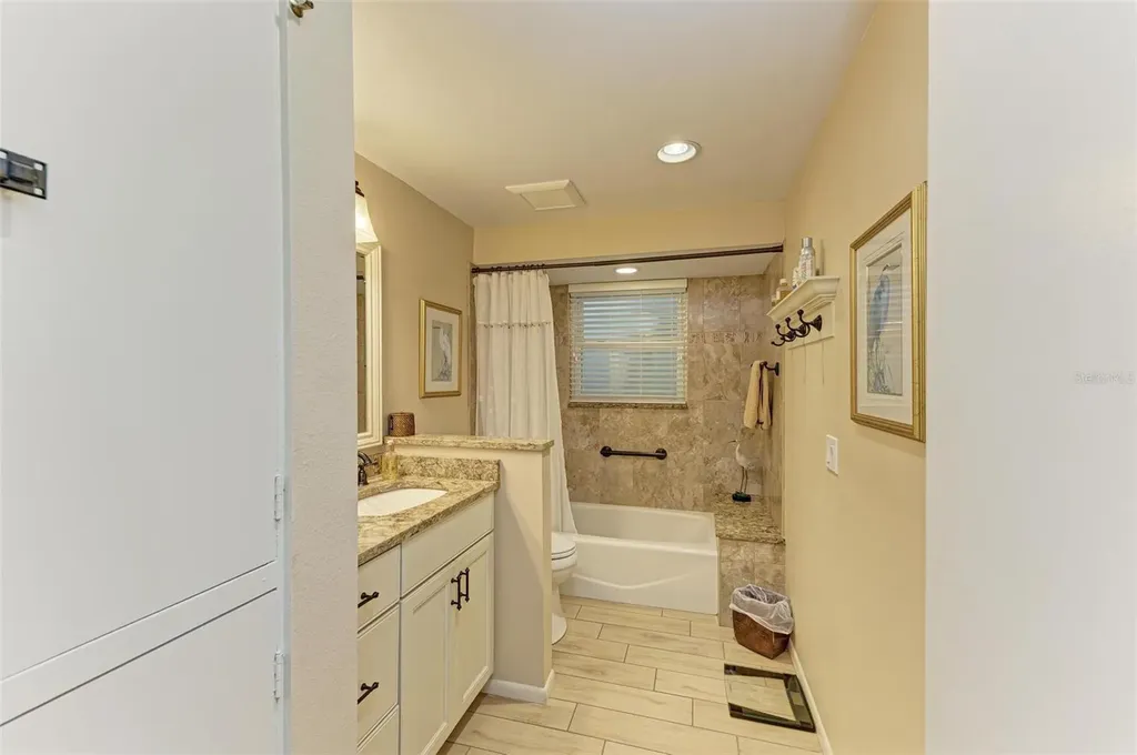 136 Crescent Drive Anna Maria FL 34216