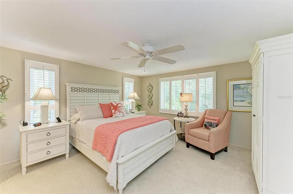 136 Crescent Drive Anna Maria FL 34216