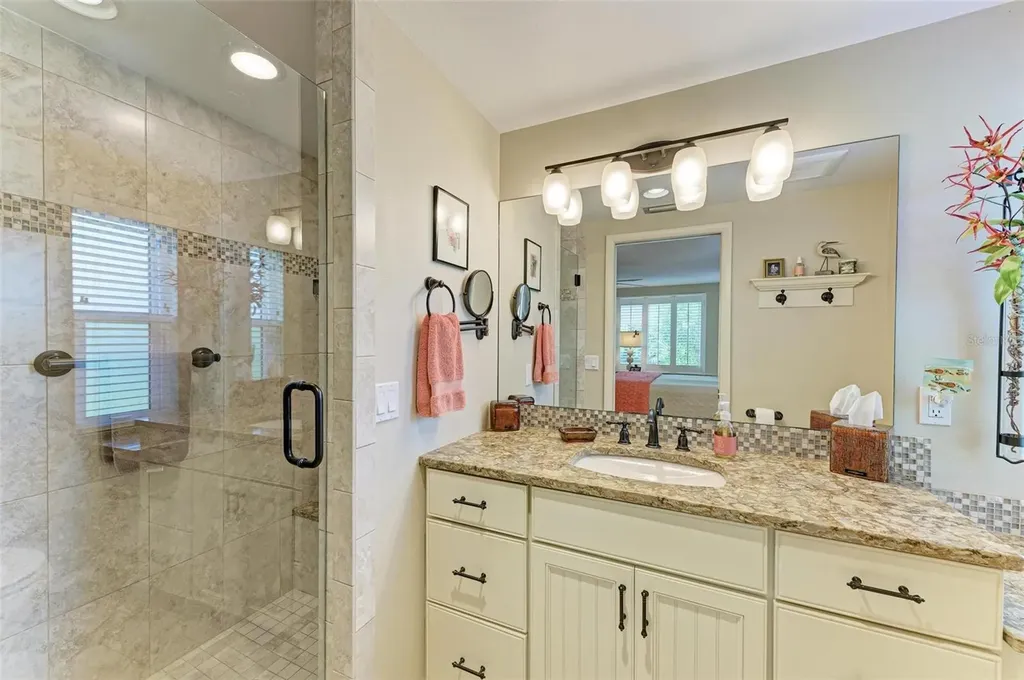 136 Crescent Drive Anna Maria FL 34216