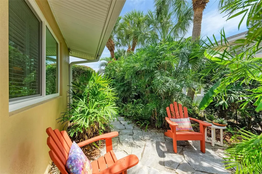 136 Crescent Drive Anna Maria FL 34216