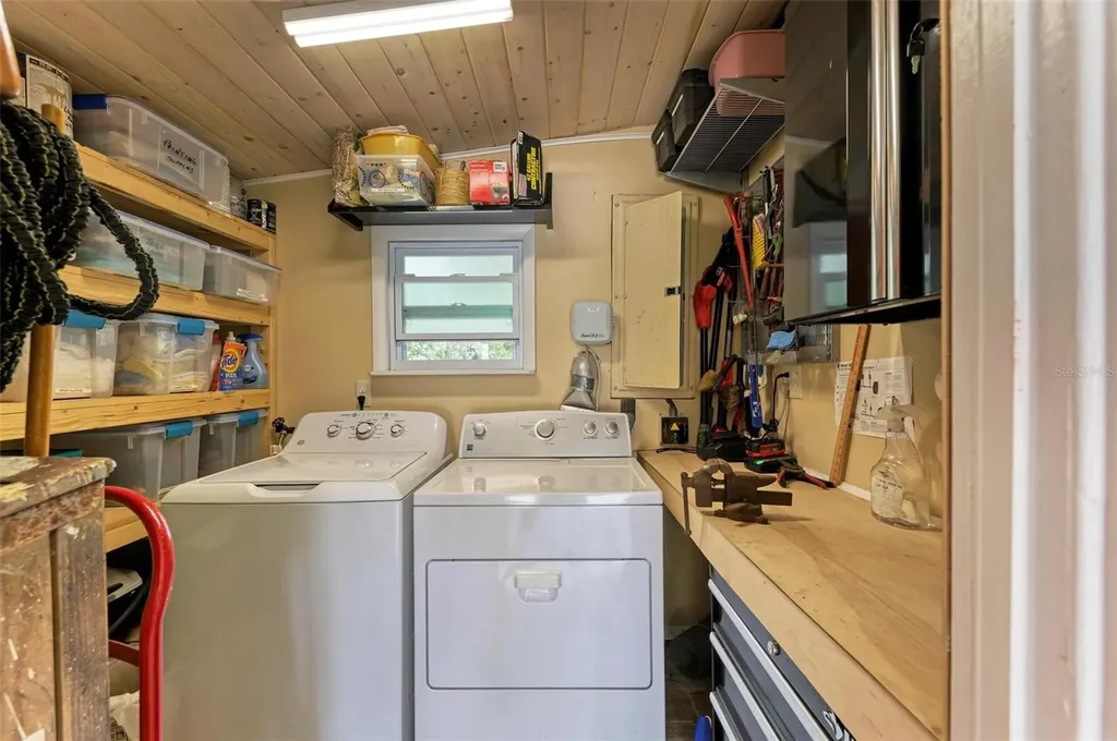 136 Crescent Drive Anna Maria FL 34216