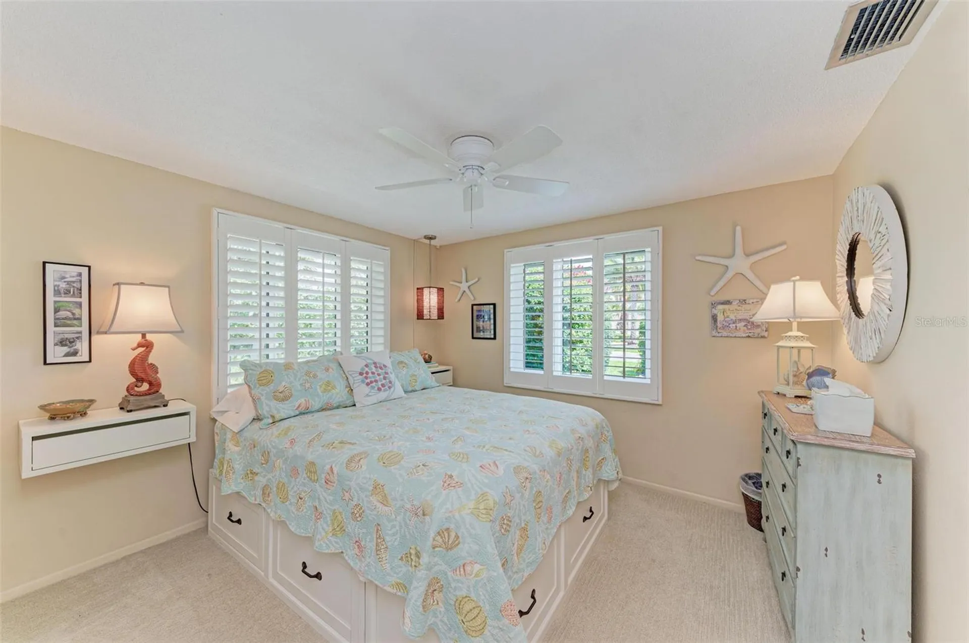 136 Crescent Drive Anna Maria FL 34216