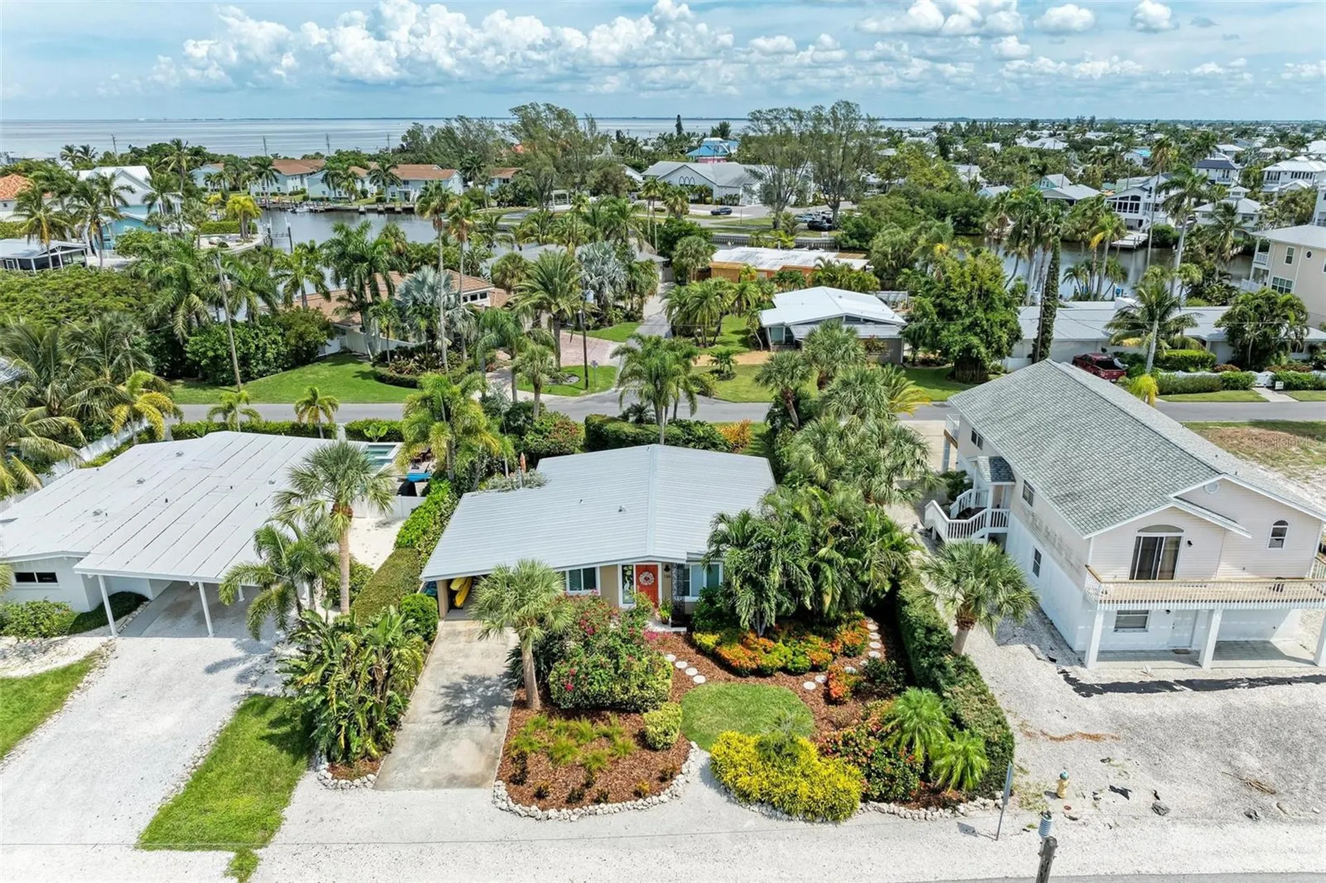 136 Crescent Drive Anna Maria FL 34216
