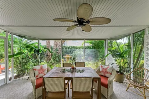 136 Crescent Drive Anna Maria FL 34216