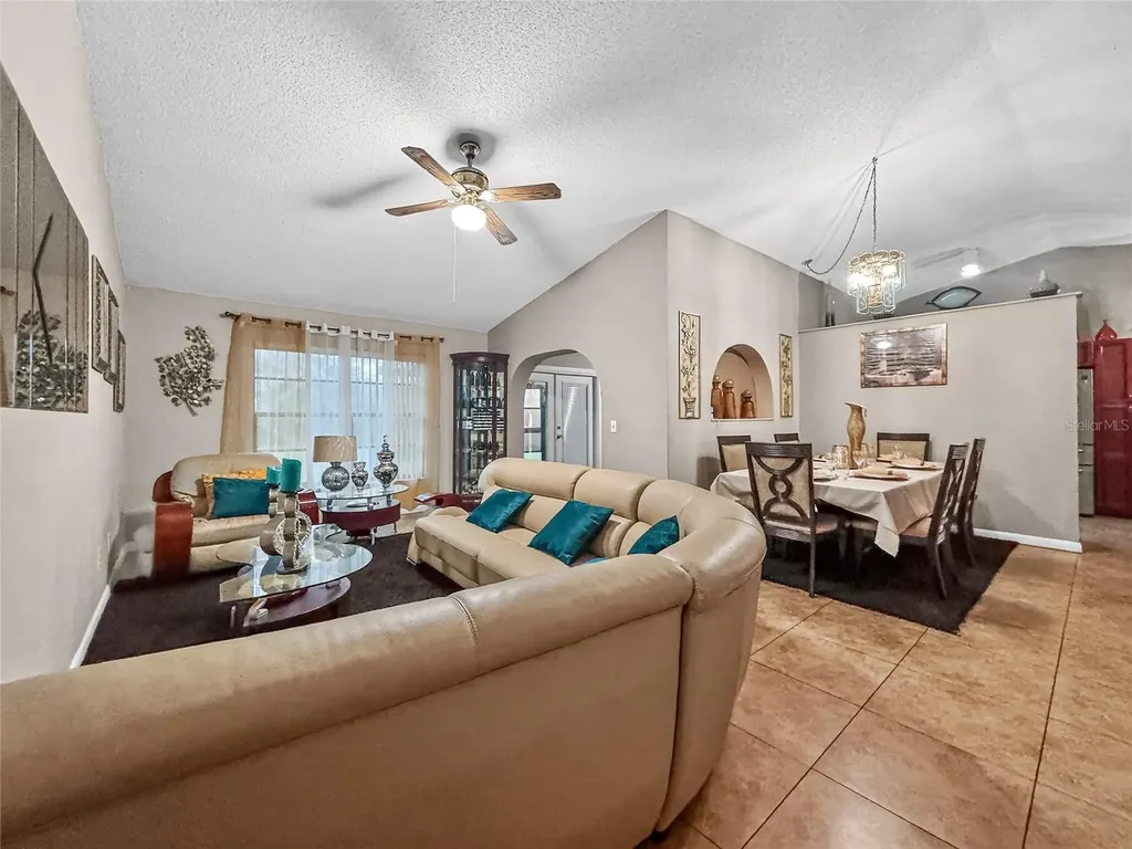 5794 Grand Canyon Drive Orlando FL 32810