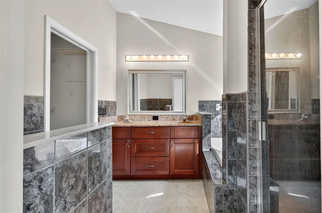 148 Lookout Drive Apollo Beach FL 33572