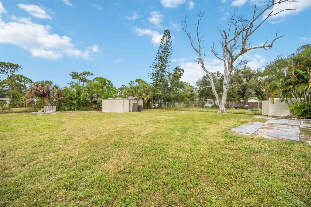2032 Pennsylvania Avenue Englewood FL 34224