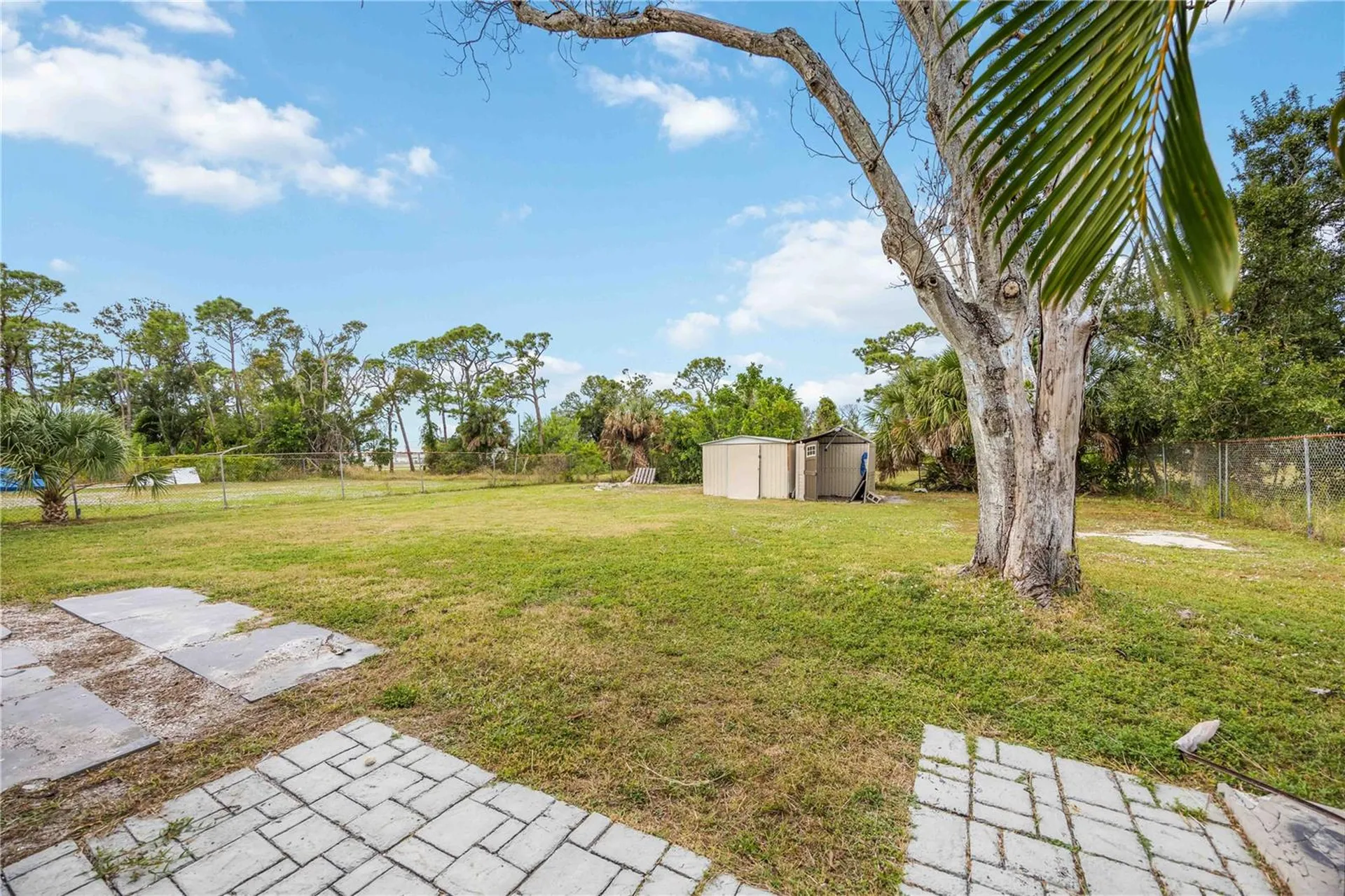 2032 Pennsylvania Avenue Englewood FL 34224