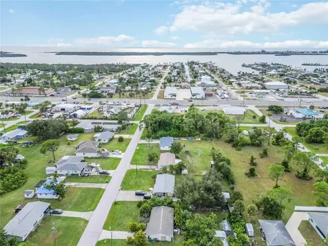 2032 Pennsylvania Avenue Englewood FL 34224