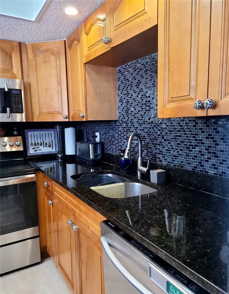 6328 Newtown Circle Tampa FL 33615