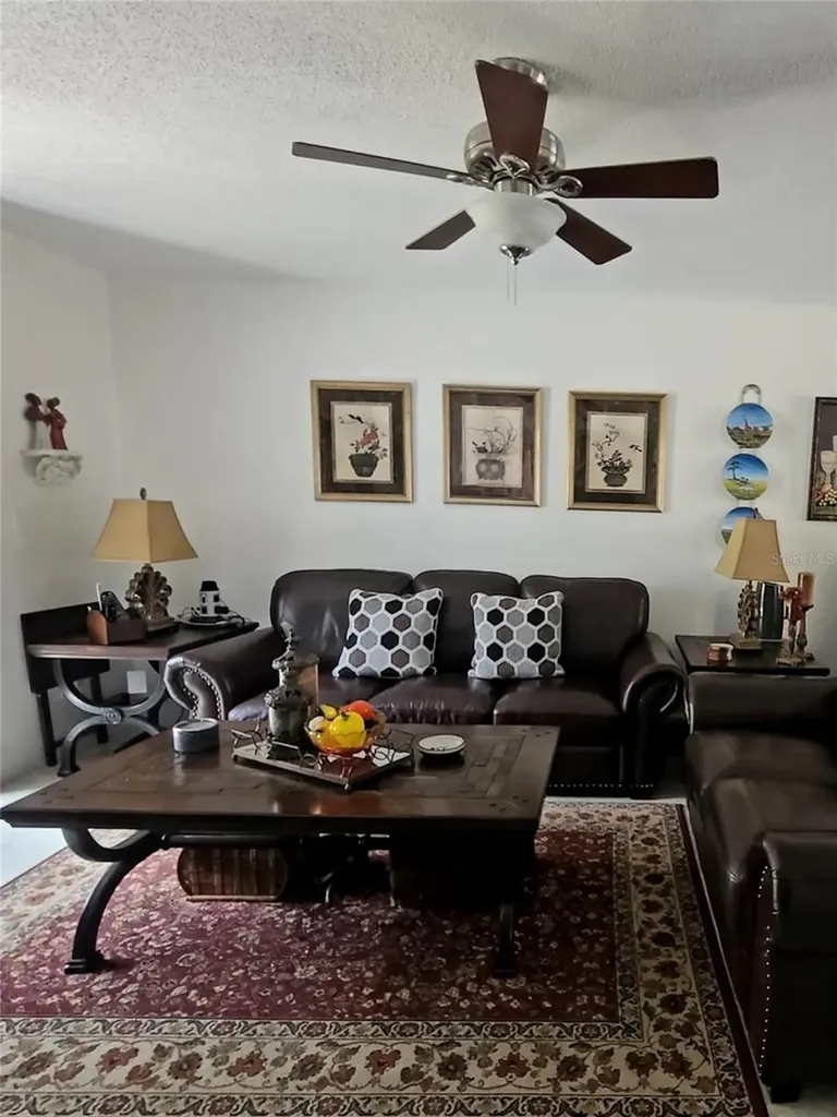 6328 Newtown Circle Tampa FL 33615