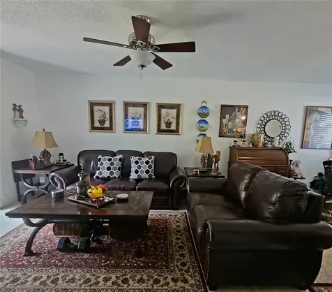 6328 Newtown Circle Tampa FL 33615