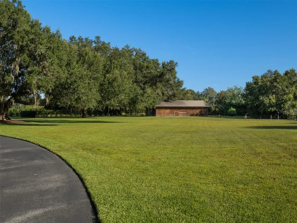 15122 NW 41st Avenue Newberry FL 32669
