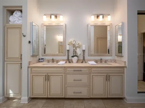 15122 NW 41st Avenue Newberry FL 32669