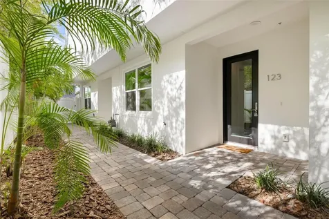 123 5th Avenue N St Petersburg FL 33701