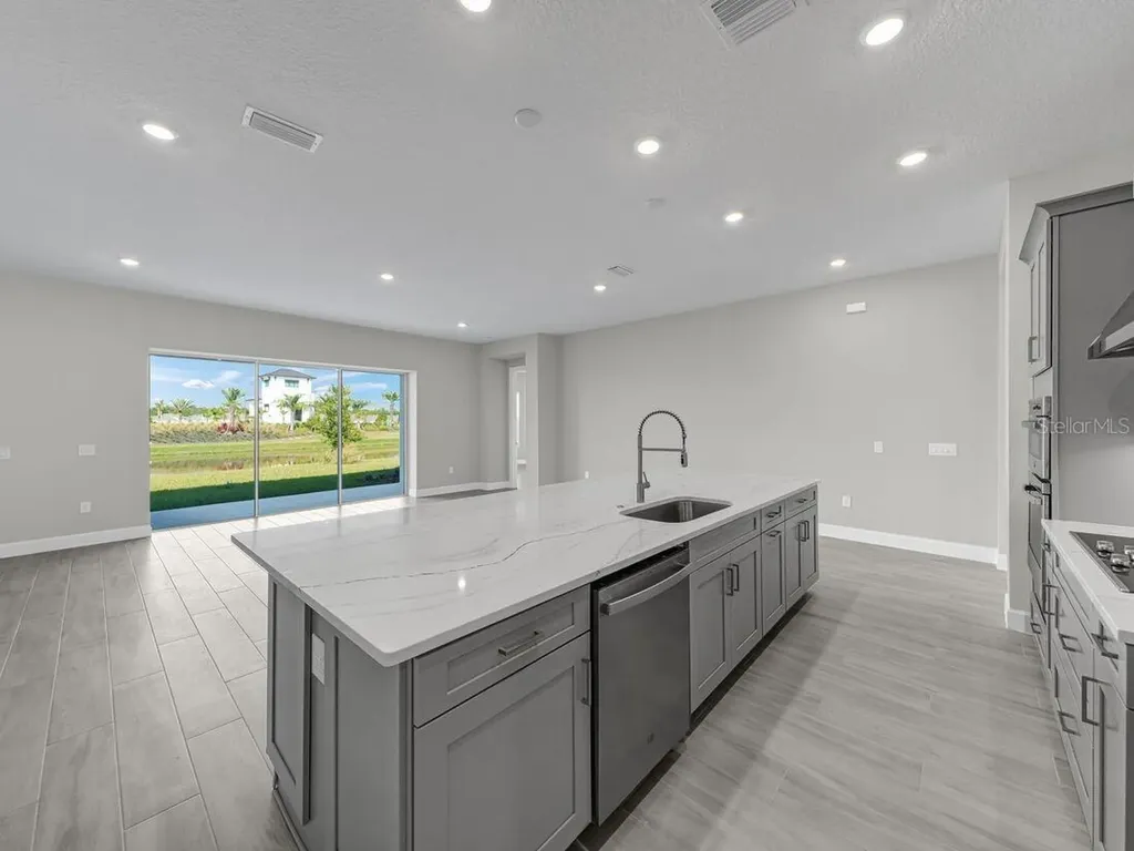5659 Nevis Terrace Kissimmee FL 34758