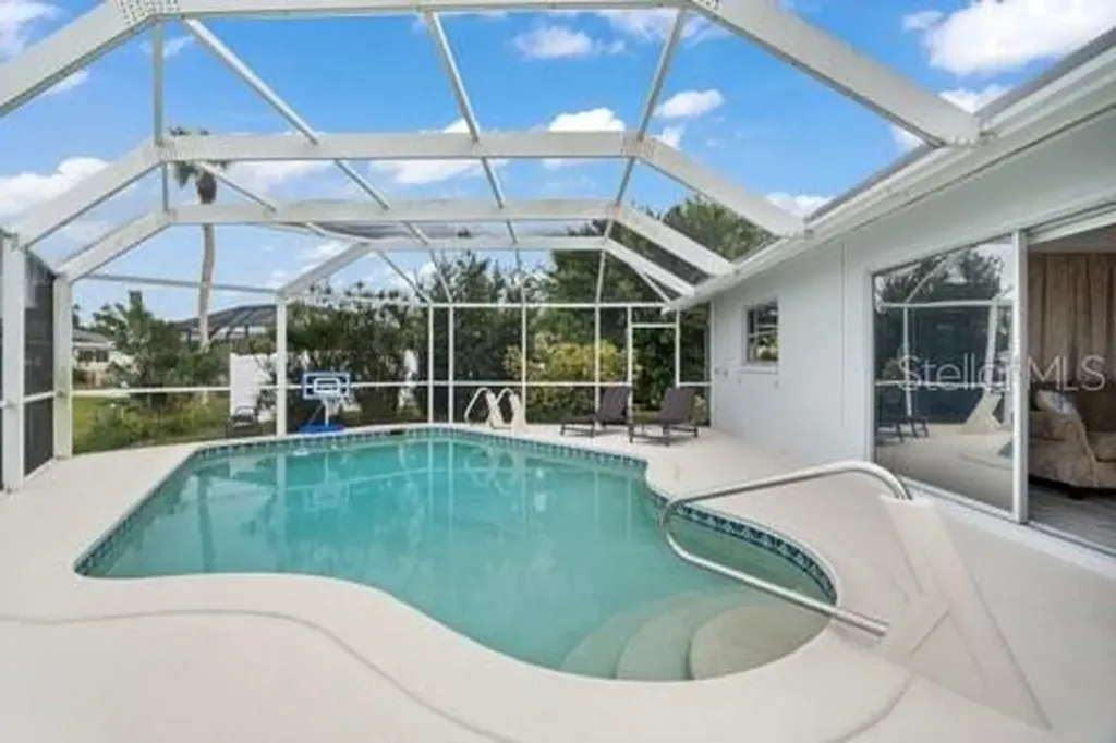 437 Hickory Road Venice FL 34293
