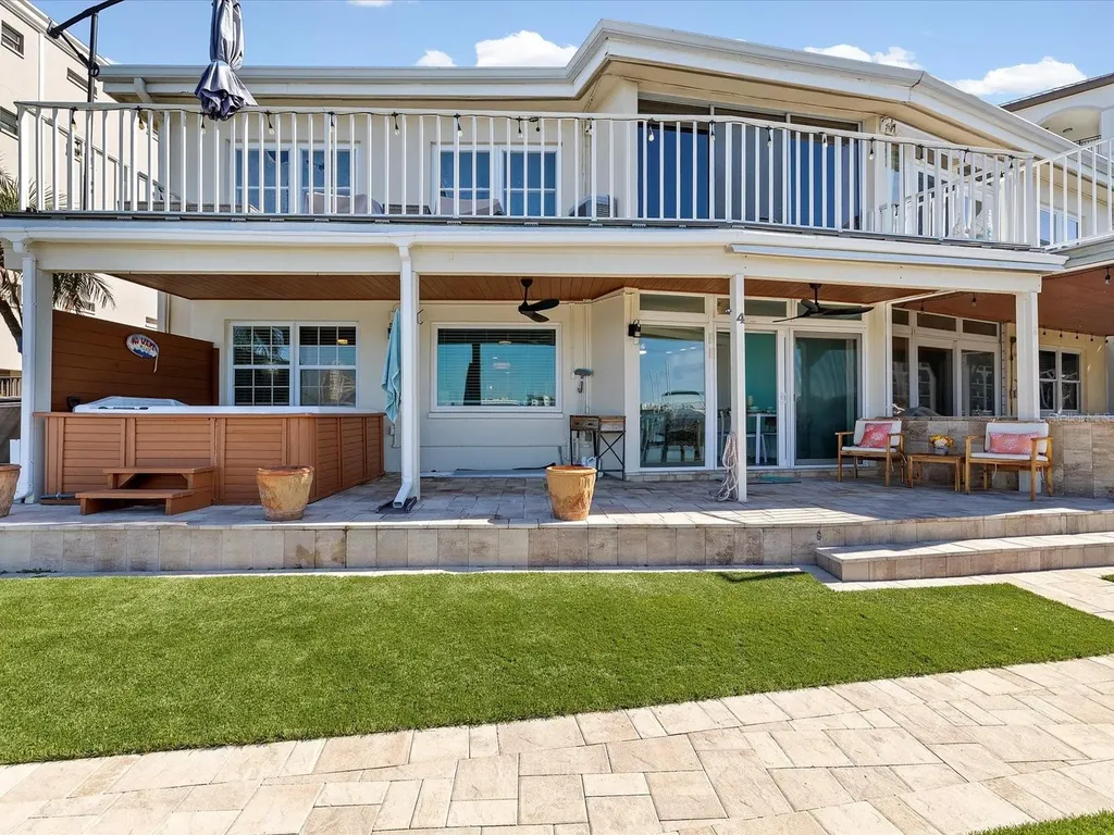 205 Dolphin Point Clearwater Beach FL 33767