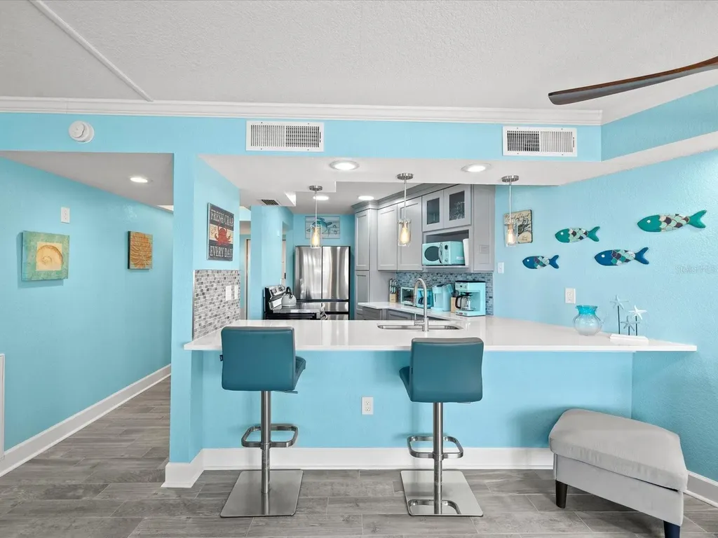 205 Dolphin Point Clearwater Beach FL 33767