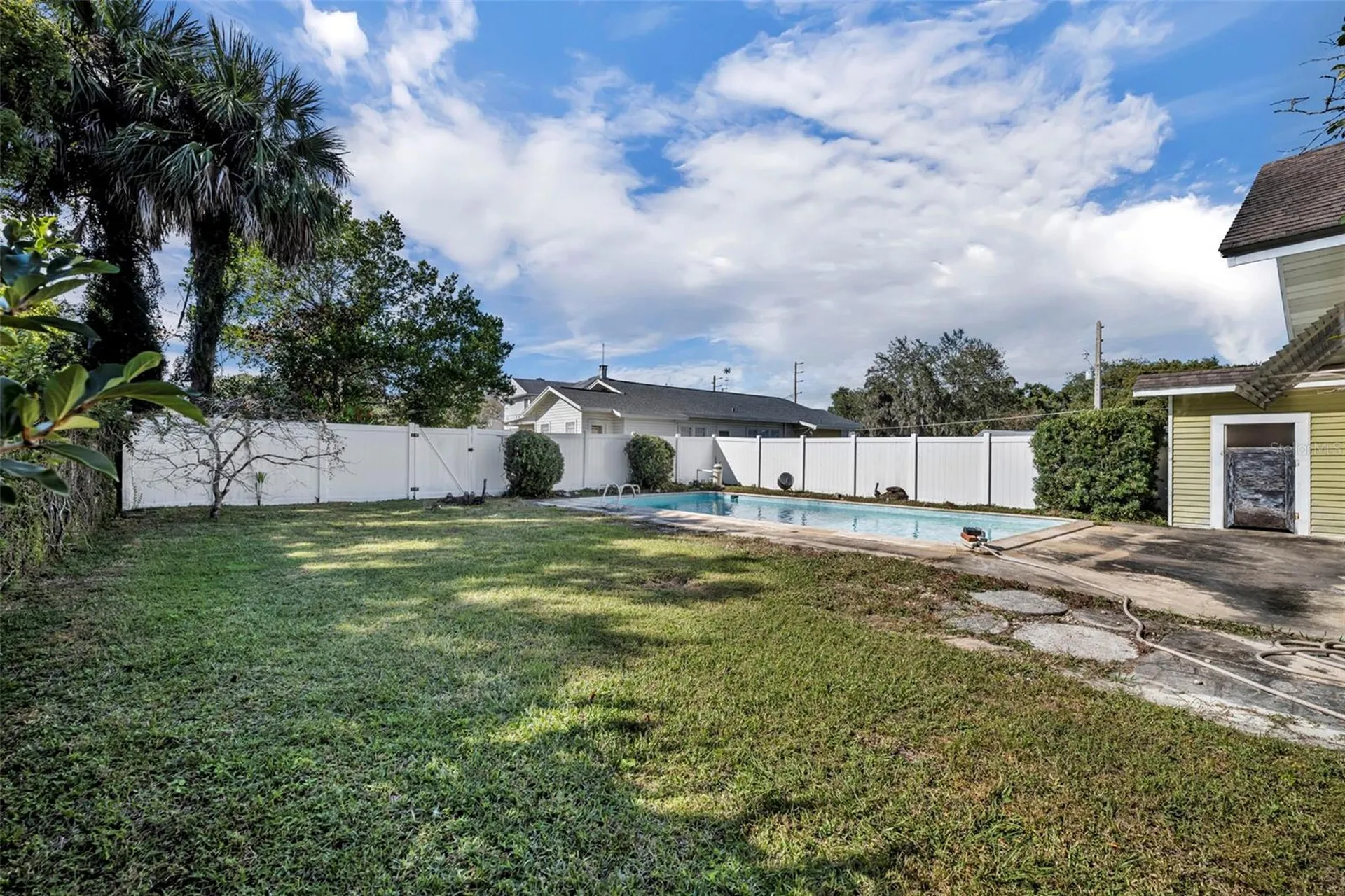 207 N Perkins Street Leesburg FL 34748