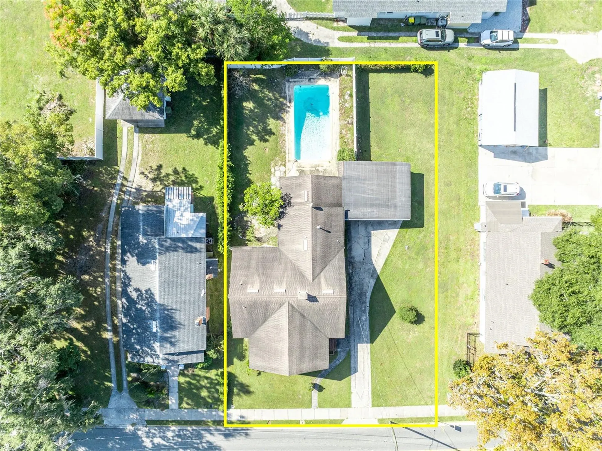 207 N Perkins Street Leesburg FL 34748