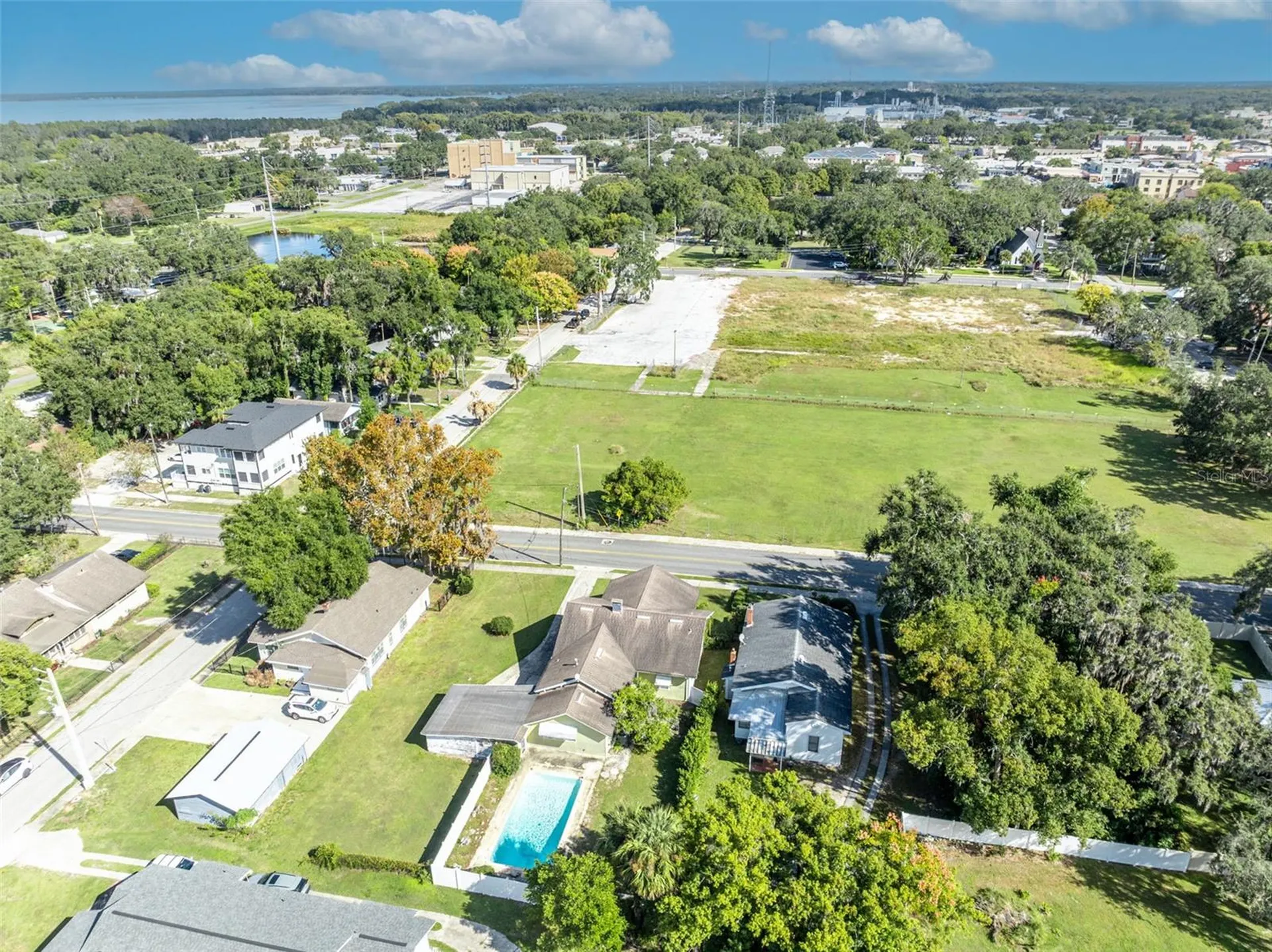 207 N Perkins Street Leesburg FL 34748