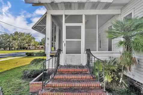 207 N Perkins Street Leesburg FL 34748