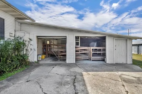 207 N Perkins Street Leesburg FL 34748