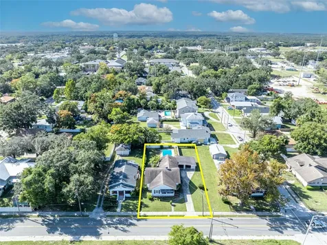 207 N Perkins Street Leesburg FL 34748