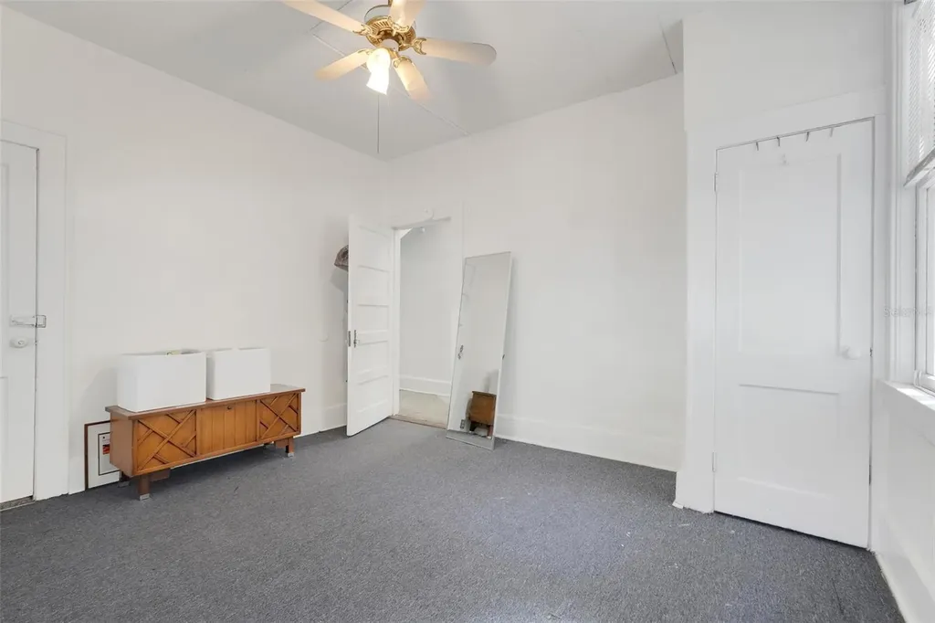 225 N Sans Souci Avenue Deland FL 32720