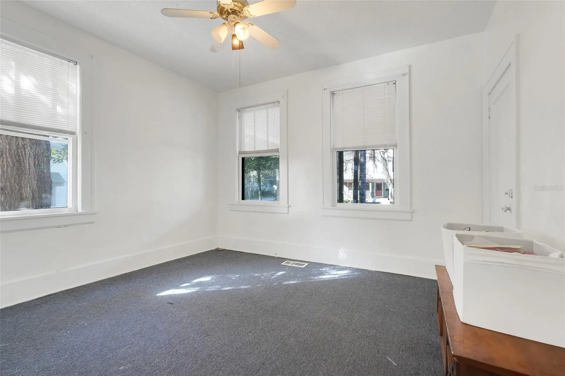 225 N Sans Souci Avenue Deland FL 32720