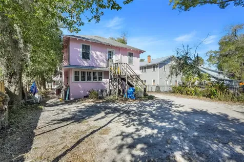 225 N Sans Souci Avenue Deland FL 32720