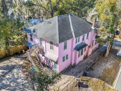 225 N Sans Souci Avenue Deland FL 32720