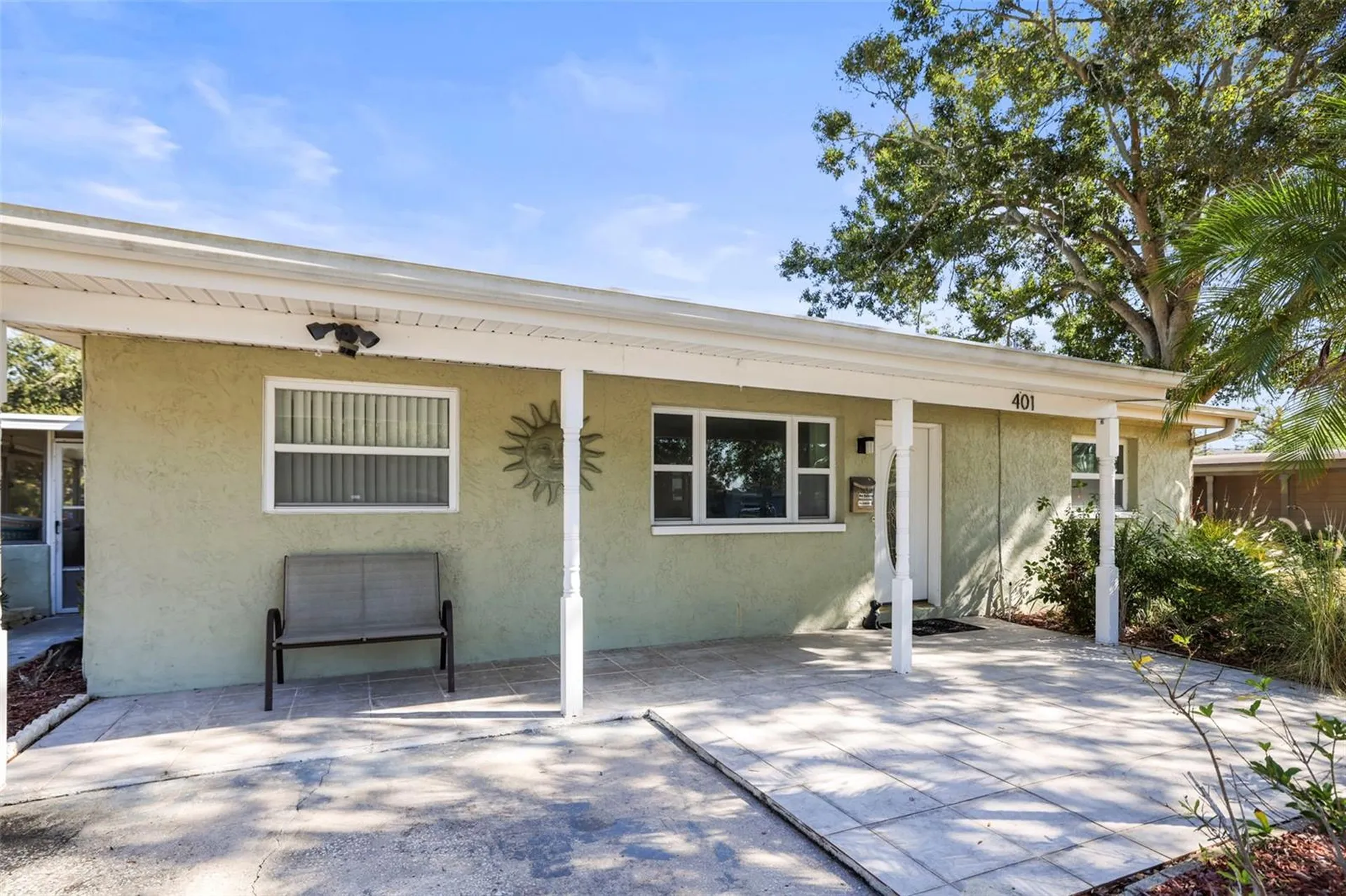 401 Davison Avenue NE St Petersburg FL 33703