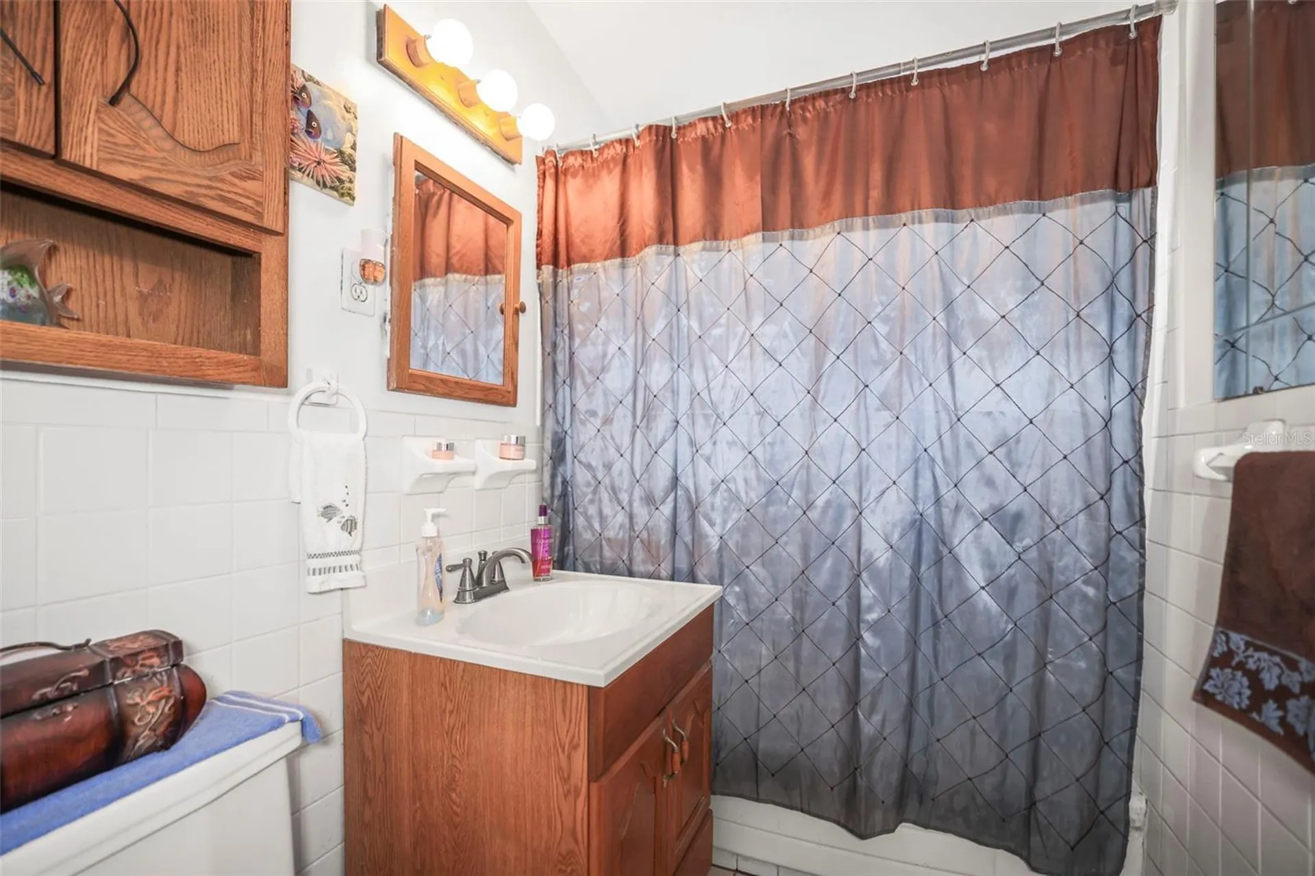 401 Davison Avenue NE St Petersburg FL 33703