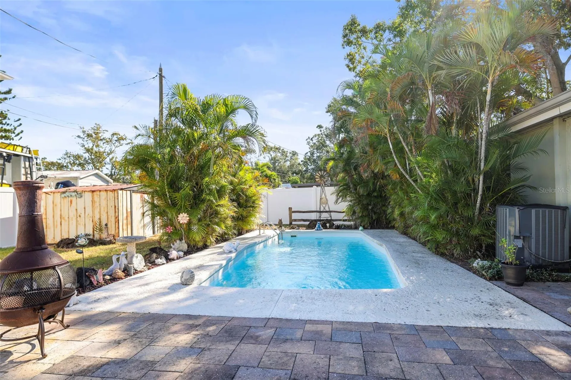 401 Davison Avenue NE St Petersburg FL 33703