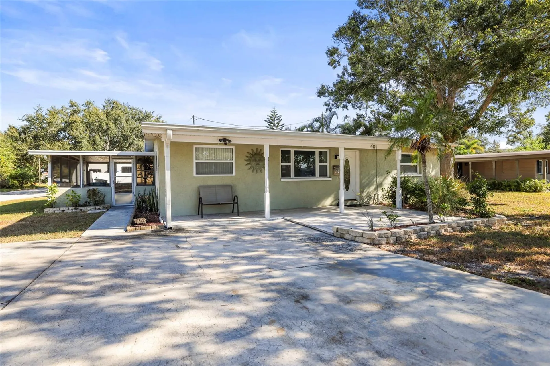 401 Davison Avenue NE St Petersburg FL 33703