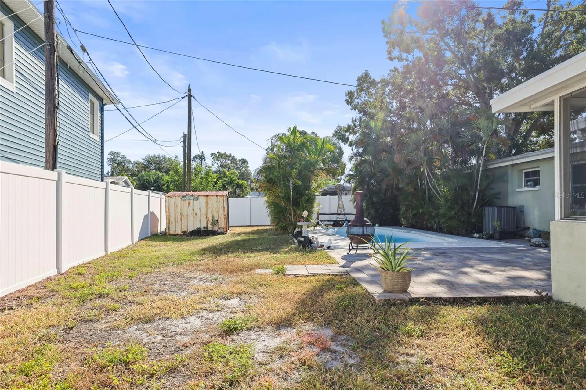 401 Davison Avenue NE St Petersburg FL 33703